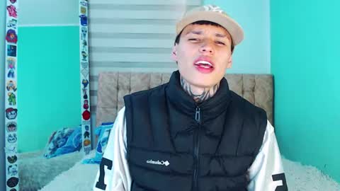 mod online show from 12-04-25, 08:39