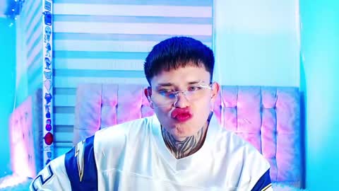 Snapshot of _justinmoon2 chatting on 05-09-26, 08:08 mod online show from 05-09-26, 08:08