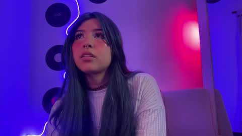 Snapshot of _karine01 chatting on 02-08-26, 02:48 _karine01 online show from 02-08-26, 02:48