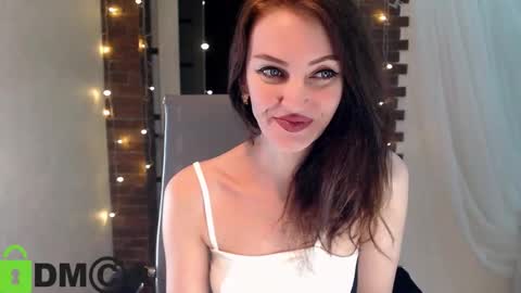 Snapshot of _karolina chatting on 09-12-25, 04:29 karolina online show from 09-12-25, 04:29