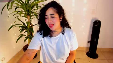     online show from 12-22-25, 02:52