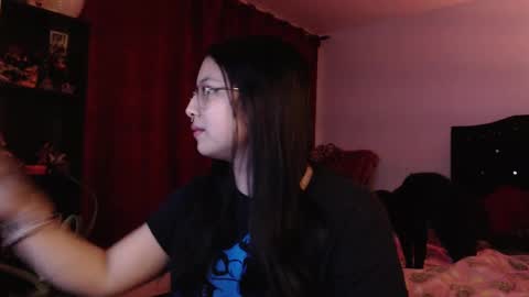 Snapshot of _kat_sweet chatting on 12-28-24, 07:11 Cata online show from 12-28-24, 07:11