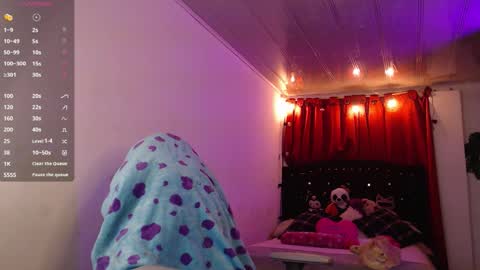 Snapshot of _kat_sweet chatting on 09-30-25, 03:11 Cata online show from 09-30-25, 03:11