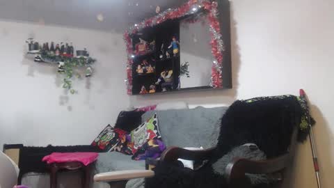 Snapshot of _kat_sweet chatting on 12-14-25, 03:01 Cata online show from 12-14-25, 03:01