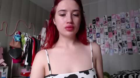 Snapshot of _katemiller_ chatting on 05-02-26, 03:44 katemiller online show from 05-02-26, 03:44