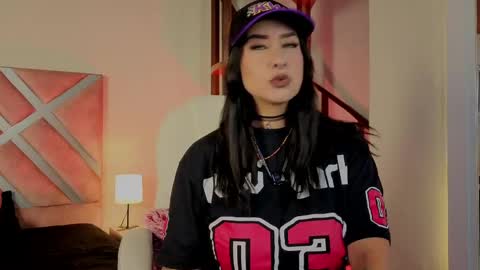 kelly online show from 05-21-26, 01:18