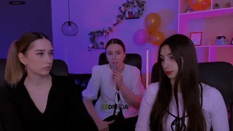 _kellykitten_ online show from 04-03-26, 08:12