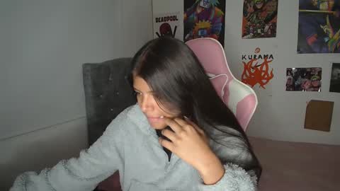 Snapshot of _kendall_jones chatting on 01-09-25, 12:03 _kendall_jones online show from 01-09-25, 12:03