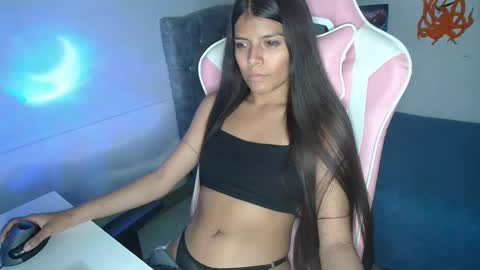 Snapshot of _kendall_jones chatting on 02-08-25, 01:00 _kendall_jones online show from 02-08-25, 01:00