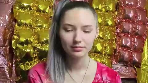 _kikiclark_ online show from 04-17-26, 01:47