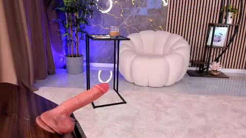 Kim online show from 03-05-26, 04:03