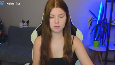 Molly   Emily online show from 12-26-24, 01:10