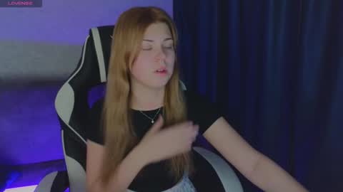 Molly   Emily online show from 10-05-25, 02:26