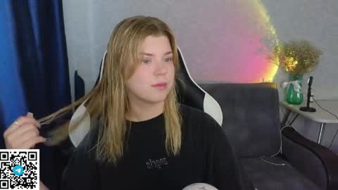 Molly   Emily online show from 04-14-26, 02:06