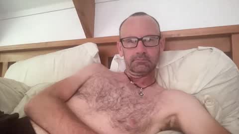 Kiwi online show from 03-18-26, 09:40