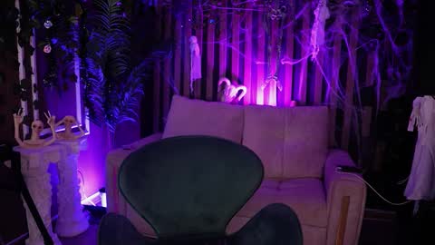   online show from 10-28-25, 11:07