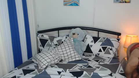 Kylie online show from 01-29-25, 04:41