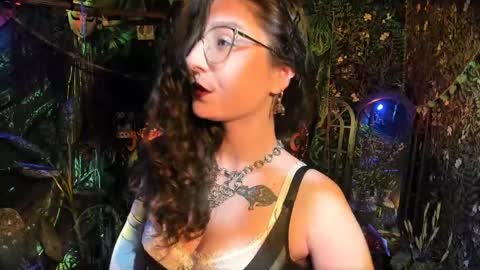 Lady Luna online show from 04-14-26, 09:54