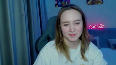 _lalune_ online show from 02-16-25, 05:37