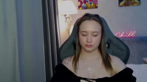 _lalune_ online show from 02-25-25, 10:29