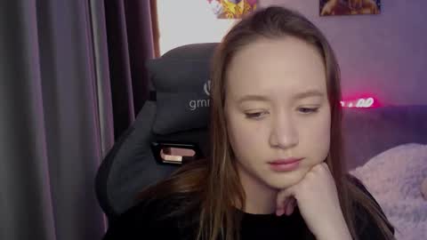 _lalune_ online show from 10-09-25, 12:58