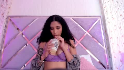 Snapshot of _lanna_jhonson_ chatting on 01-22-25, 07:45 Lanna online show from 01-22-25, 07:45