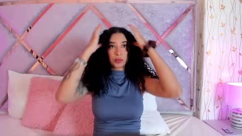 Snapshot of _lanna_jhonson_ chatting on 01-29-25, 11:30 Lanna online show from 01-29-25, 11:30