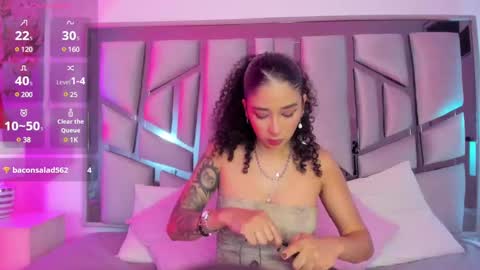 Snapshot of _lanna_jhonson_ chatting on 02-13-25, 11:50 Lanna online show from 02-13-25, 11:50