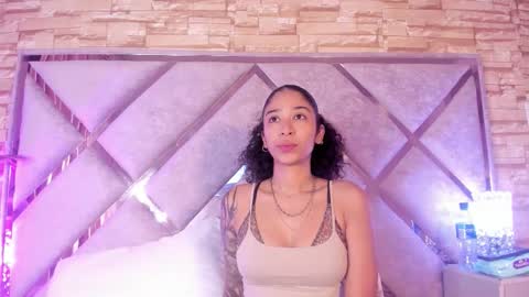 Snapshot of _lanna_jhonson_ chatting on 10-23-25, 10:58 Lanna online show from 10-23-25, 10:58