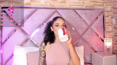 Snapshot of _lanna_jhonson_ chatting on 11-24-25, 11:21 Lanna online show from 11-24-25, 11:21