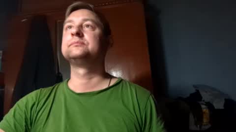 Snapshot of _lastjedi_ chatting on 12-06-24, 02:28 OBI-WAN online show from 12-06-24, 02:28