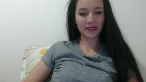 Snapshot of _laureneyes chatting on 12-11-24, 05:53 Lauren 3 online show from 12-11-24, 05:53