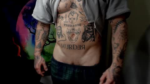 Layne online show from 12-12-24, 06:25