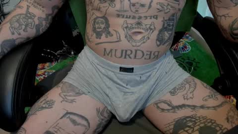 Layne online show from 02-21-25, 04:51