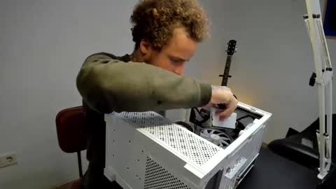 Layne online show from 12-20-25, 10:55