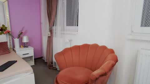 Snapshot of _lenapaul_ chatting on 03-04-25, 04:17 Lena Paul online show from 03-04-25, 04:17