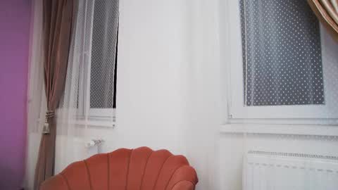 Snapshot of _lenapaul_ chatting on 03-05-25, 04:13 Lena Paul online show from 03-05-25, 04:13