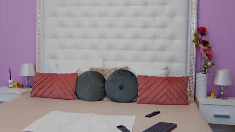 Snapshot of _lenapaul_ chatting on 03-11-25, 04:43 Lena Paul online show from 03-11-25, 04:43