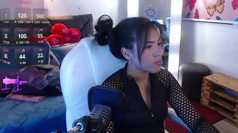 Lili  online show from 03-08-25, 09:08