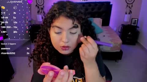 Snapshot of _lilly_miller chatting on 02-17-26, 07:09 Liily online show from 02-17-26, 07:09