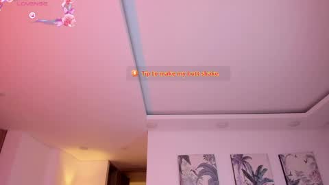 Lina. online show from 04-30-26, 02:18