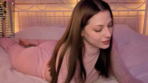 Snapshot of _lisaalisa_ chatting on 01-06-26, 10:41 Alice online show from 01-06-26, 10:41