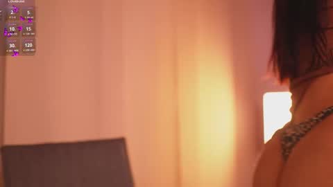 Lissana online show from 12-15-25, 09:30