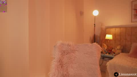 Lissana online show from 04-10-26, 07:40