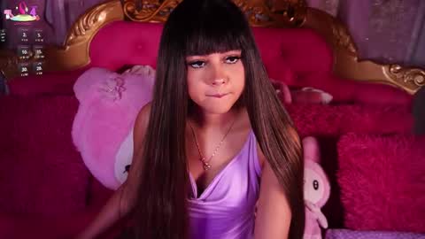 Snapshot of _little_glrl_ chatting on 12-15-25, 07:12 _little_glrl_ online show from 12-15-25, 07:12