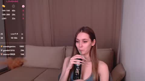 Amelia                        online show from 03-12-25, 03:13