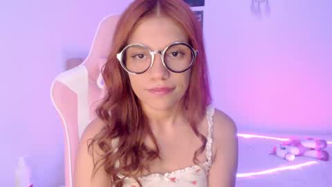 Sofia 3 online show from 03-05-25, 04:57