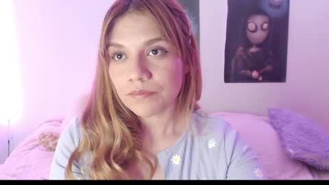 Snapshot of _lloou_ chatting on 06-06-26, 02:49 Sofia 3 online show from 06-06-26, 02:49