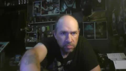 That guy online show from 11-20-25, 04:18