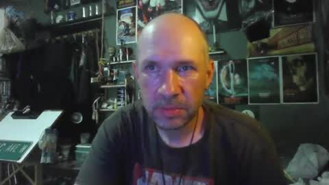 Snapshot of _longfellow chatting on 06-22-26, 06:27 That guy online show from 06-22-26, 06:27
